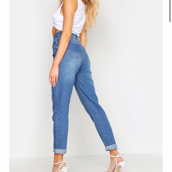 High Rise Mom Jeans - Picture 2 of 3